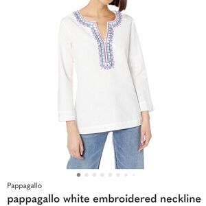 Pappagallo White Linen/Cotton Blend Blouse with Embroidered Neckline